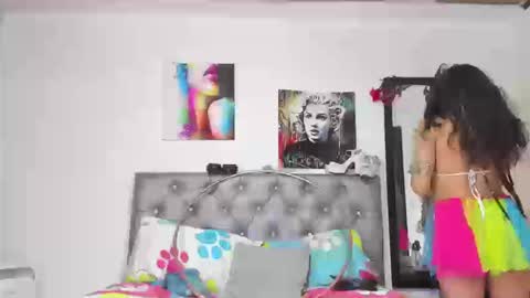 Snapshot of miautena chatting on 12, 9, 2025 Mariana online show from 12, 9, 2025