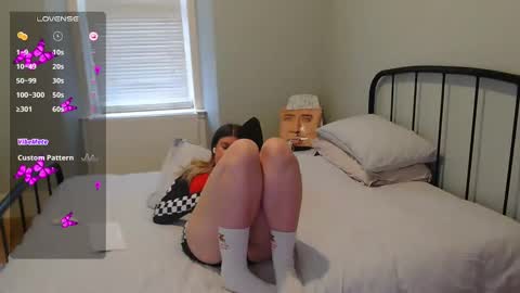 Snapshot of miawallace__ chatting on 11, 2, 2025 Mia  online show from 11, 2, 2025