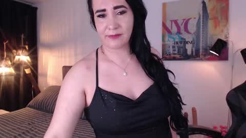 Snapshot of miawilson_1 chatting on 10, 2, 2025 Mia Wilson online show from 10, 2, 2025