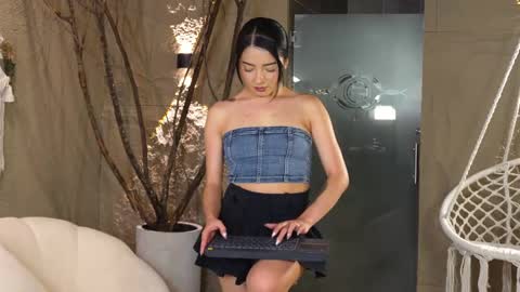 mia online show from 2, 3, 2025