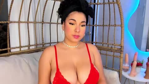 Mia online show from 22, 2, 2025