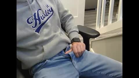 mic6969mic online show from 19, 11, 2025