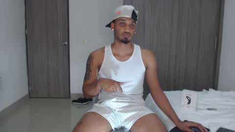 Snapshot of michael_jordanx chatting on 16, 12, 2024 Angel online show from 16, 12, 2024