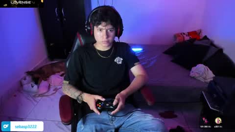 Snapshot of michael_kendall0 chatting on 26, 2, 2025 michael independent model  online show from 26, 2, 2025