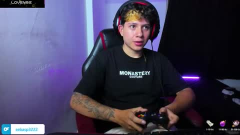 Snapshot of michael_kendall0 chatting on 10, 10, 2025 michael independent model  online show from 10, 10, 2025