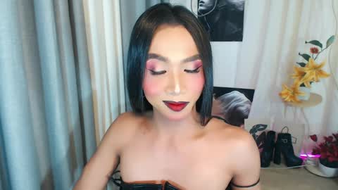 michaelagoddess online show from 11, 5, 2026