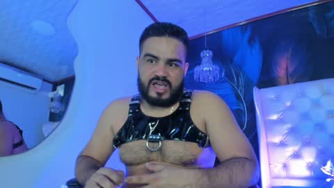Snapshot of michaelbear_ chatting on 5, 12, 2024 Michael online show from 5, 12, 2024