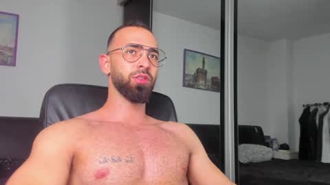 MichaelEvansx online show from 10, 1, 2025