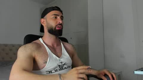 MichaelEvansx online show from 8, 5, 2026