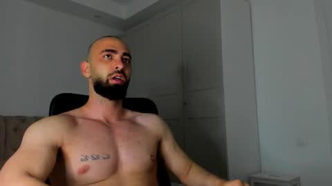 MichaelEvansx online show from 11, 5, 2026