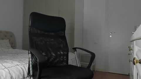Snapshot of michaelevansx chatting on 7, 7, 2026 MichaelEvansx online show from 7, 7, 2026