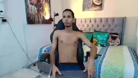 michaell_bellk_ online show from 18, 10, 2025