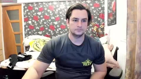 Snapshot of michaelragnar90 chatting on 8, 2, 2025 michaelragnar90 online show from 8, 2, 2025