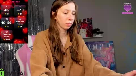 michele_mack online show from 10, 1, 2025