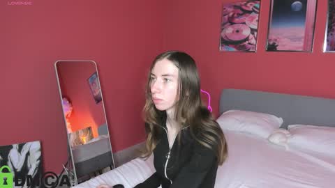 michele_mack online show from 15, 9, 2025