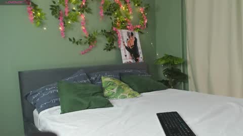 michele_mack online show from 18, 1, 2026