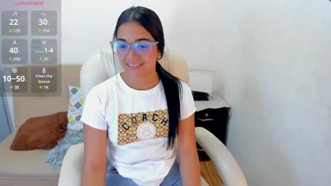 Snapshot of michell_montoya chatting on 18, 1, 2025 Michell online show from 18, 1, 2025