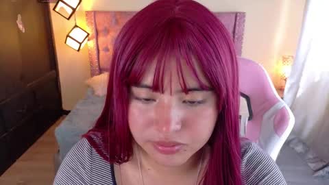 michell_petty01 online show from 12, 9, 2025