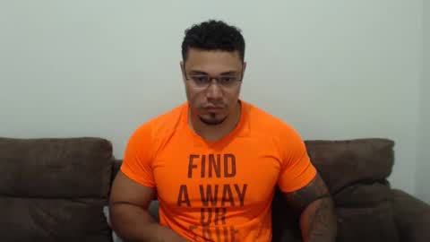 michelle_allen0104 online show from 15, 11, 2025