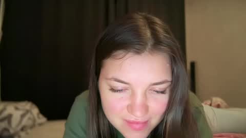 Snapshot of michelle_mir chatting on 1, 2, 2025 Michelle online show from 1, 2, 2025