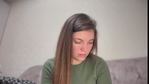 Snapshot of michelle_mir chatting on 6, 2, 2025 Michelle online show from 6, 2, 2025