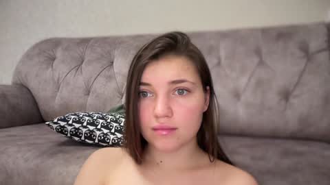 Snapshot of michelle_mir chatting on 8, 2, 2025 Michelle online show from 8, 2, 2025