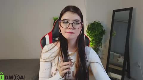 Michelle online show from 11, 5, 2026