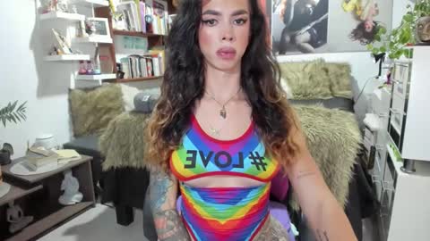 michelle apihel online show from 29, 9, 2025