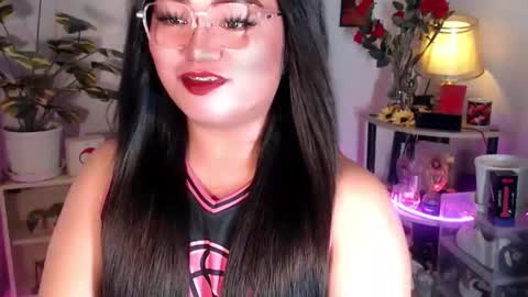 Snapshot of michellechannelxxx chatting on 10, 11, 2025 Michelle online show from 10, 11, 2025