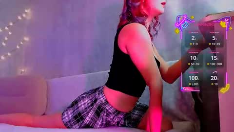 Snapshot of michelleevie chatting on 12, 11, 2025 Agatha online show from 12, 11, 2025