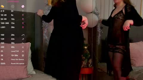 Snapshot of michellehaynes chatting on 24, 12, 2024 michelle online show from 24, 12, 2024