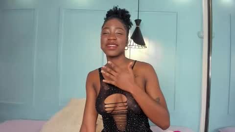 michellepose online show from 14, 11, 2025