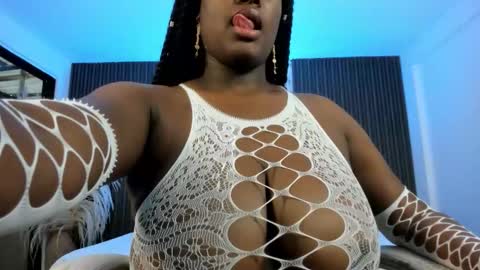 michellepreston_ online show from 13, 2, 2026