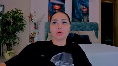 michellereys online show from 28, 9, 2025