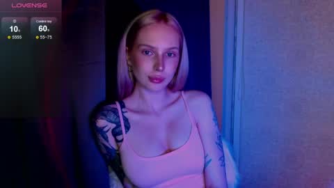 Snapshot of michellevelour chatting on 23, 5, 2026 Michelle online show from 23, 5, 2026