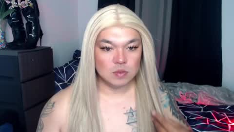 Snapshot of michellevixen921 chatting on 14, 10, 2025 Michelle online show from 14, 10, 2025