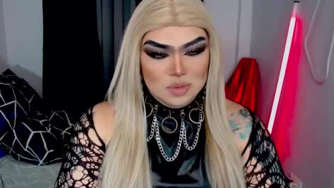 Michelle online show from 2, 12, 2025