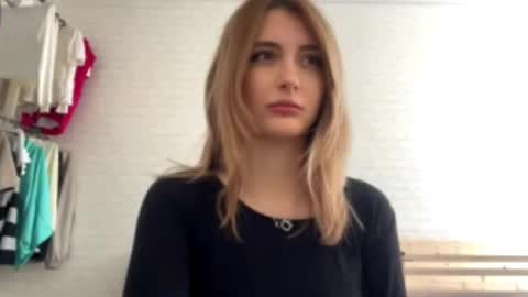 Snapshot of michellfallert chatting on 23, 3, 2026 Jenny online show from 23, 3, 2026