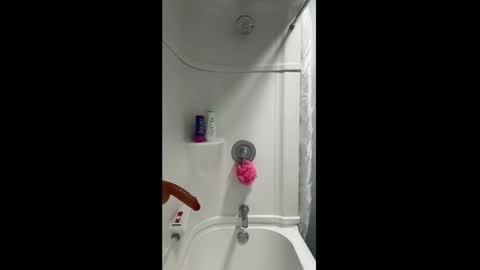 Snapshot of mickeyshyne69 chatting on 20, 2, 2025 Mickey online show from 20, 2, 2025