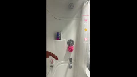 Snapshot of mickeyshyne69 chatting on 23, 2, 2025 Mickey online show from 23, 2, 2025