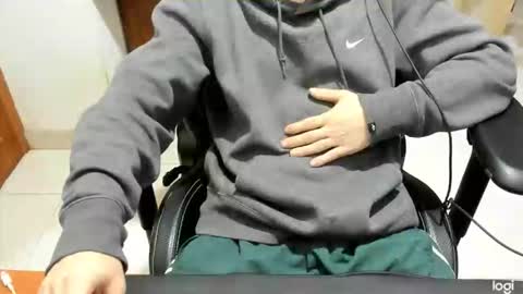 microfama00 online show from 2, 2, 2026