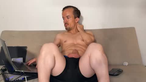 Aaron online show from 10, 3, 2026