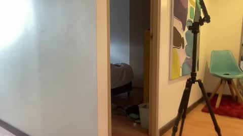 Aaron online show from 7, 4, 2026