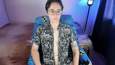 Blue online show from 17, 11, 2025