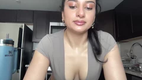 midnight930578 online show from 26, 3, 2026