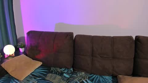 Max online show from 21, 2, 2026