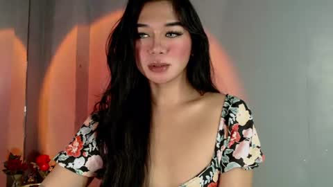 Snapshot of midnightdesire28 chatting on 22, 6, 2026 Call me Yhana online show from 22, 6, 2026