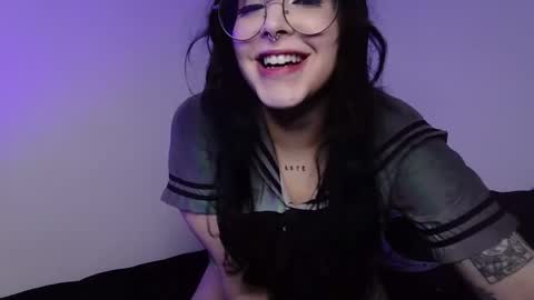 Nana online show from 2, 10, 2025