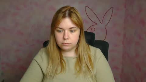 Snapshot of midnightmariana chatting on 7, 4, 2026 Mariana online show from 7, 4, 2026