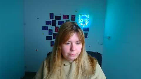 Snapshot of midnightmariana chatting on 17, 4, 2026 Mariana online show from 17, 4, 2026